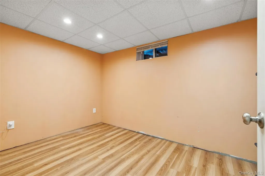 12 Ormand Avenue Medford NY 11763
