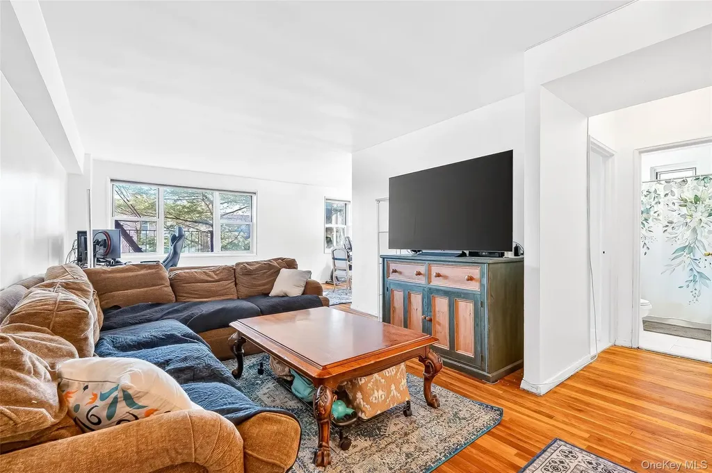 609 Palmer Road Yonkers NY 10701