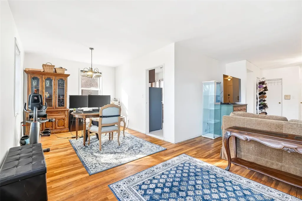 609 Palmer Road Yonkers NY 10701