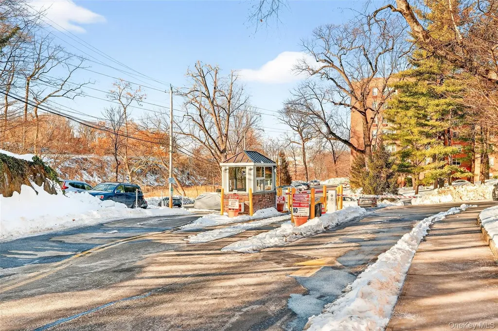609 Palmer Road Yonkers NY 10701