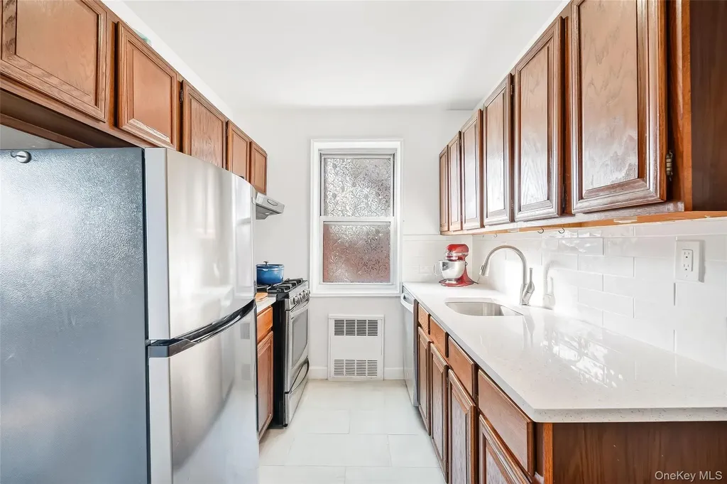 609 Palmer Road Yonkers NY 10701