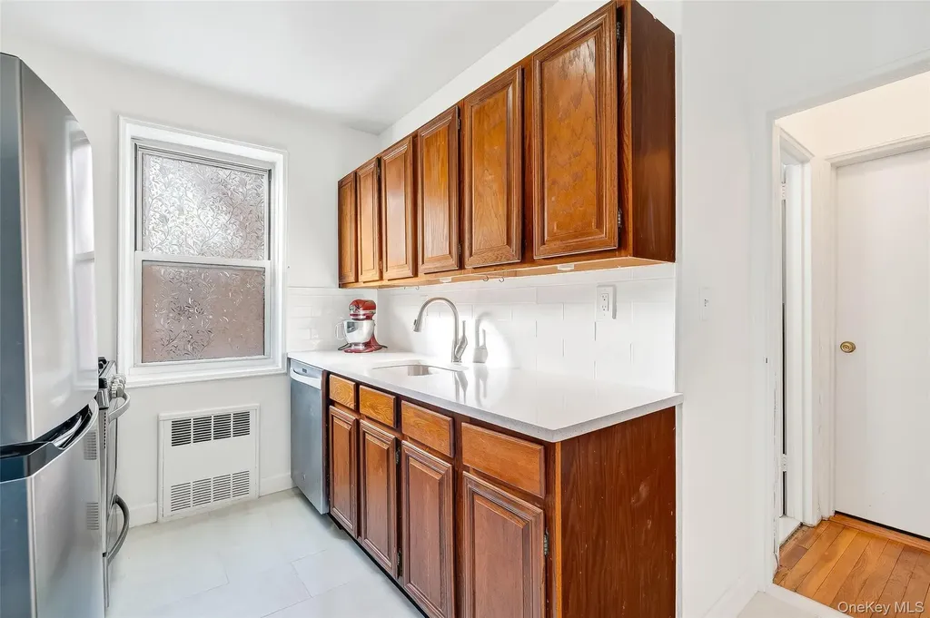 609 Palmer Road Yonkers NY 10701