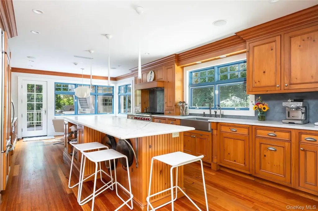 141 Washington Spring Road Palisades NY 10964