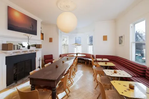 10 Old Route 9 Hyde Park NY 12580