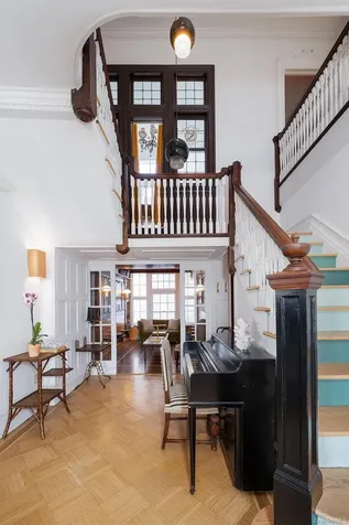 10 Old Route 9 Hyde Park NY 12580