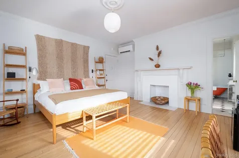 10 Old Route 9 Hyde Park NY 12580