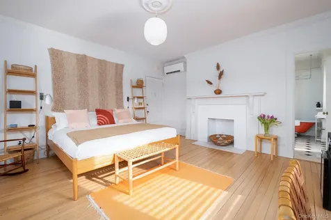 10 Old Route 9 Hyde Park NY 12580