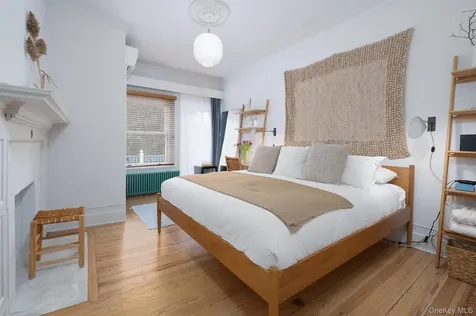 10 Old Route 9 Hyde Park NY 12580