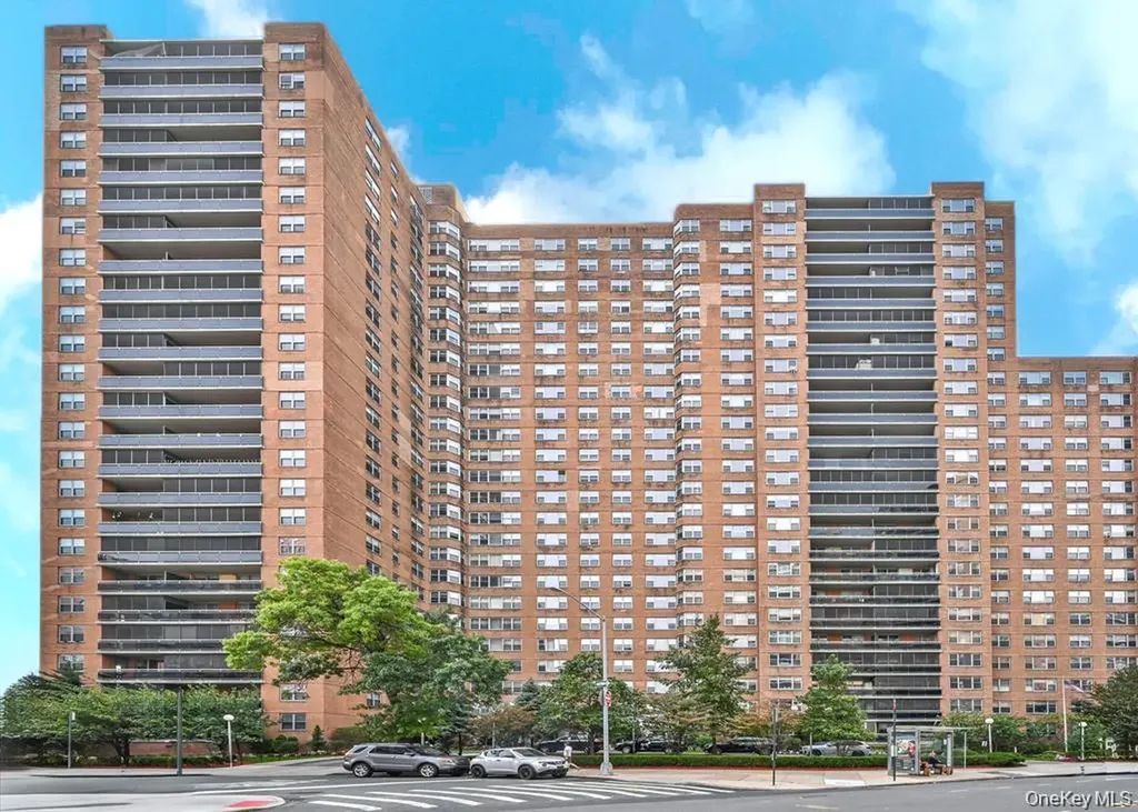 70-25 Yellowstone Boulevard Forest Hills NY 11375