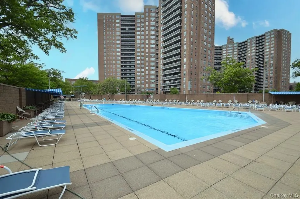 70-25 Yellowstone Boulevard Forest Hills NY 11375