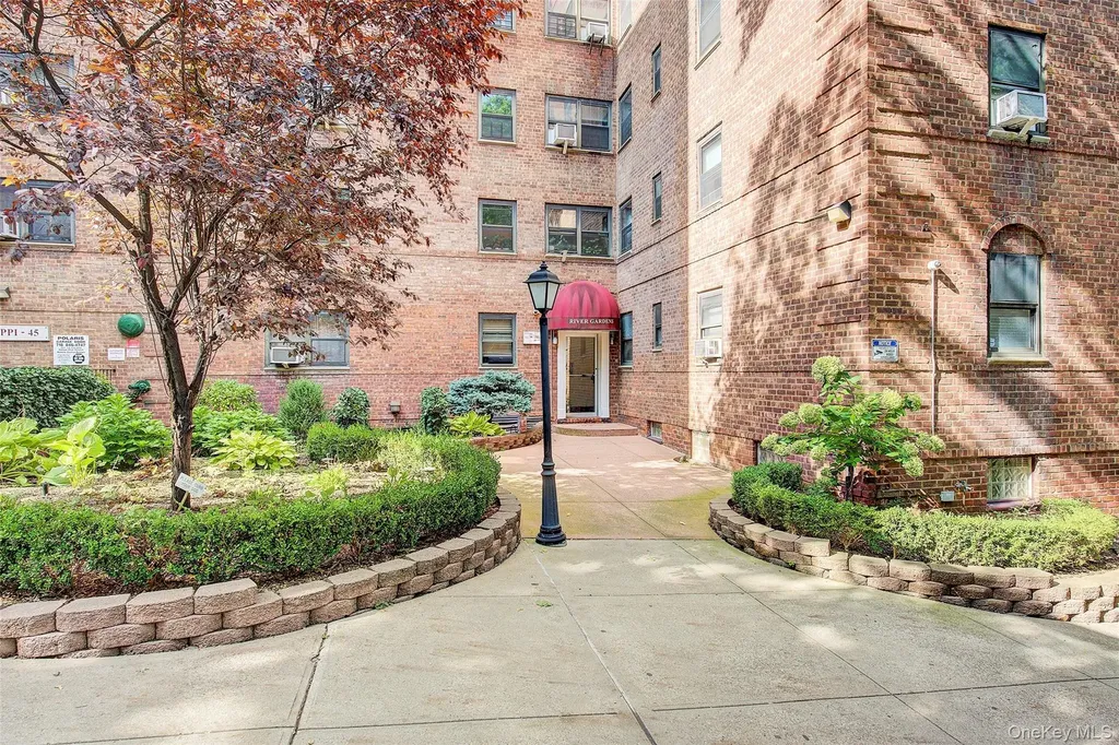 102-45 67th Road Forest Hills NY 11375