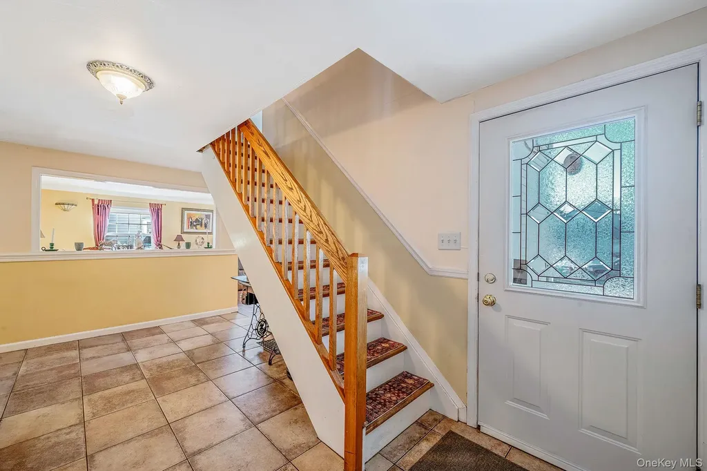 9 Norway Pine Drive Medford NY 11763