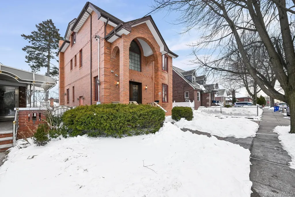 6537 169th Street Fresh Meadows NY 11365