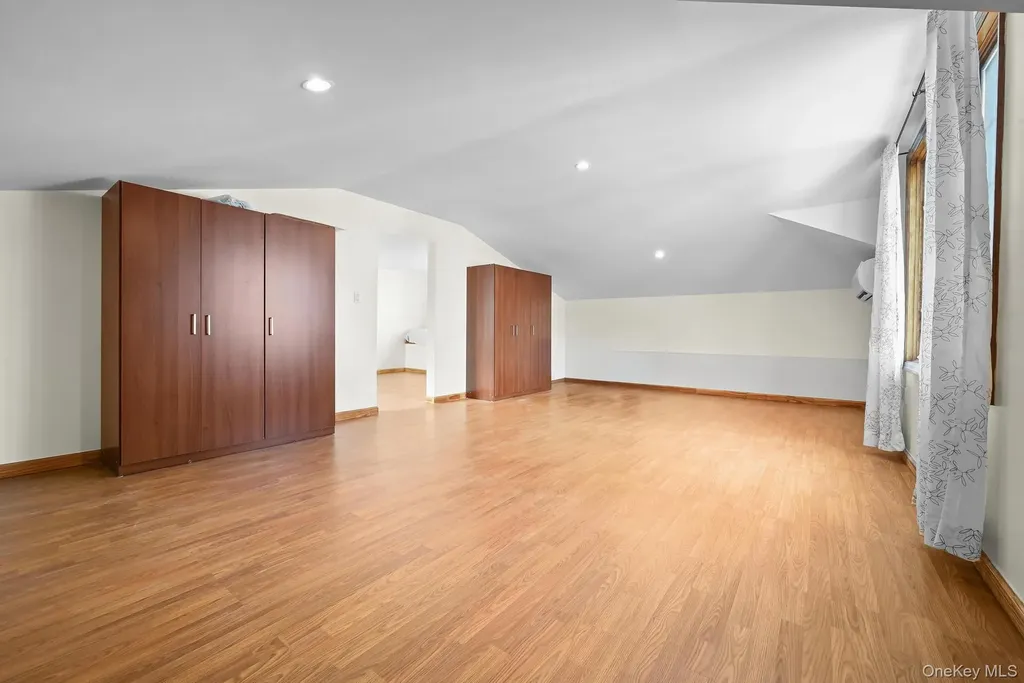 6537 169th Street Fresh Meadows NY 11365