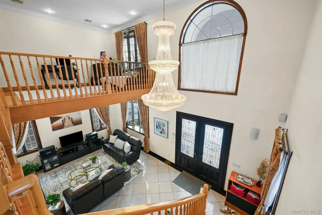 6537 169th Street Fresh Meadows NY 11365