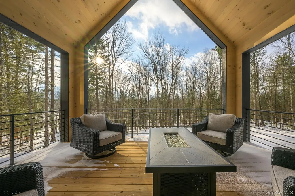 31 Windham Farms Road Windham NY 12496