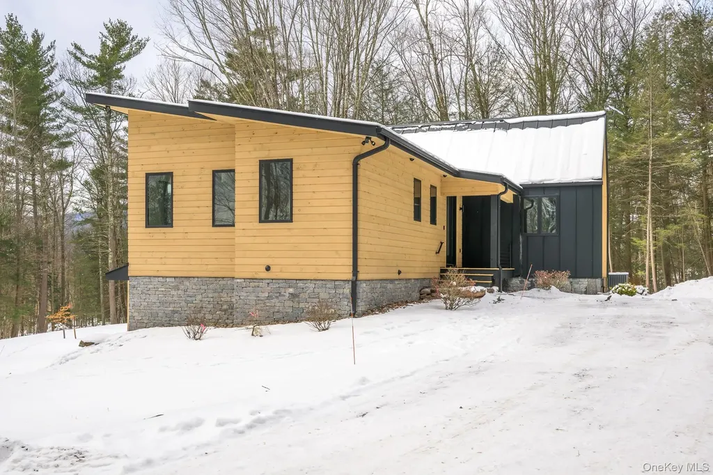 31 Windham Farms Road Windham NY 12496