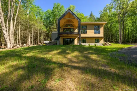 31 Windham Farms Road Windham NY 12496