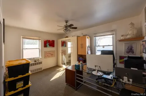 19611 Pompeii Avenue Hollis NY 11423