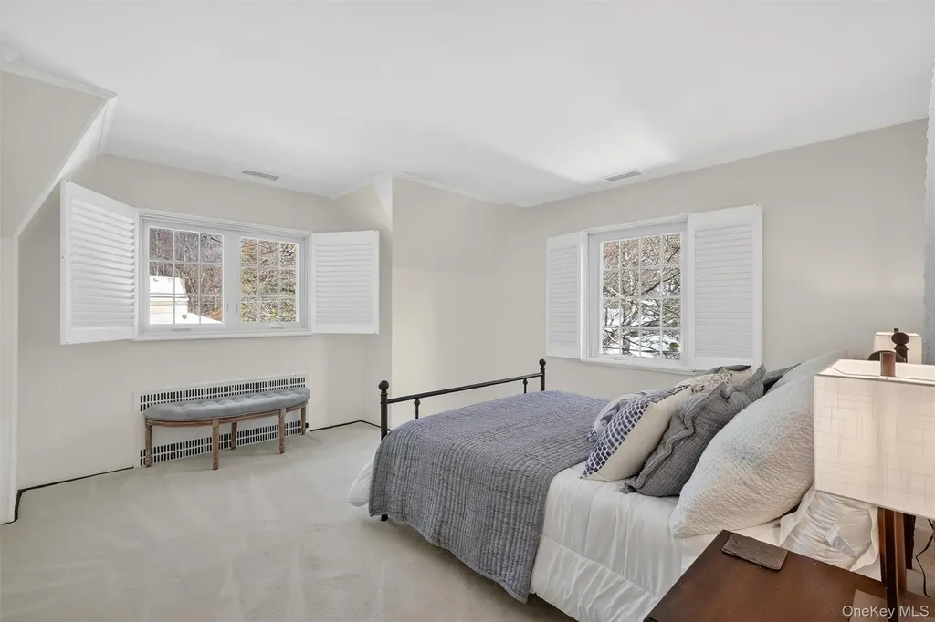 181 Hillair Circle White Plains NY 10605