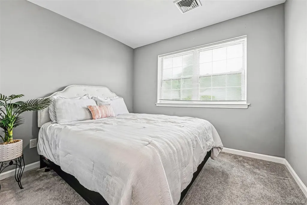 55 Cherry Street Central Islip NY 11722