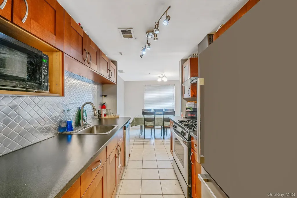 615 Blue Ridge Drive Medford NY 11763