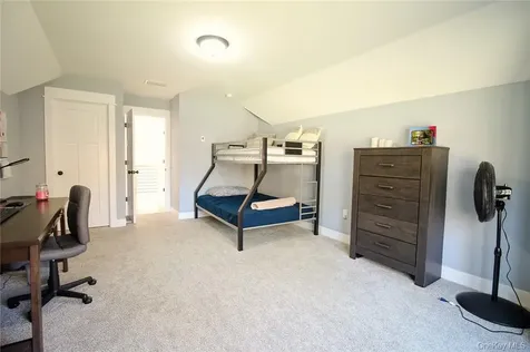 41 Fern Wood Way Montgomery NY 12549