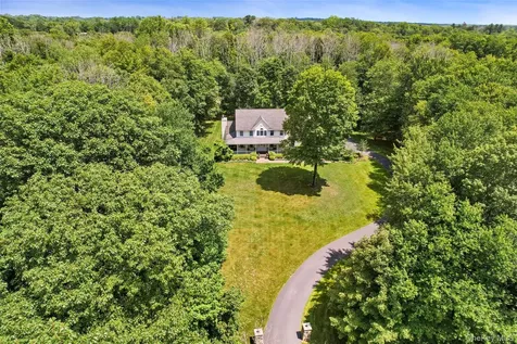 127 Smith Ridge Road South Salem NY 10590