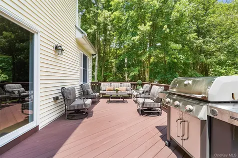127 Smith Ridge Road South Salem NY 10590