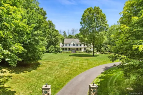 127 Smith Ridge Road South Salem NY 10590