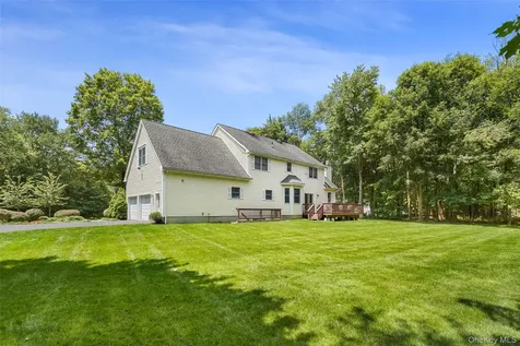 127 Smith Ridge Road South Salem NY 10590