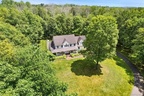 127 Smith Ridge Road South Salem NY 10590