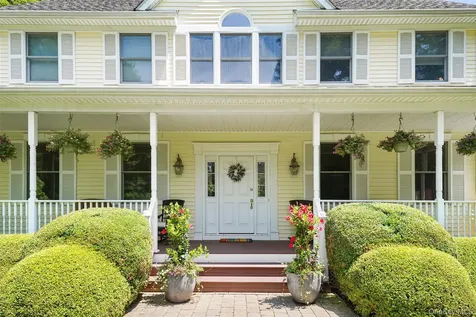 127 Smith Ridge Road South Salem NY 10590
