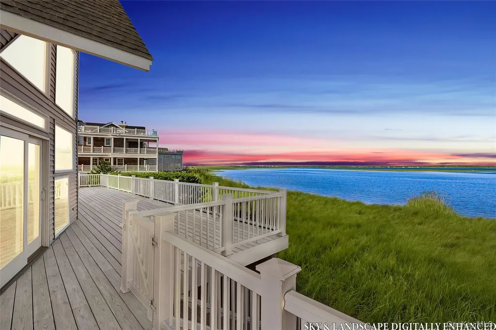 8 Dune Lane Westhampton Dunes NY 11978