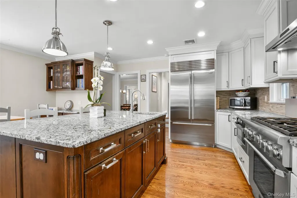 23 Lyons Place Larchmont NY 10538