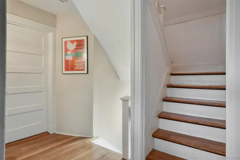 23 Lyons Place Larchmont NY 10538