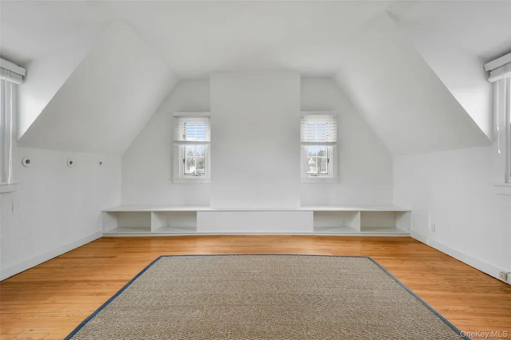 23 Lyons Place Larchmont NY 10538