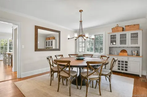 23 Lyons Place Larchmont NY 10538