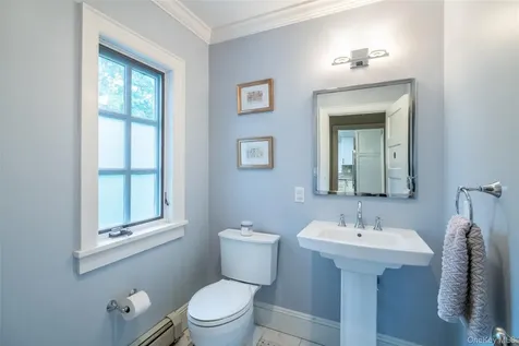 23 Lyons Place Larchmont NY 10538