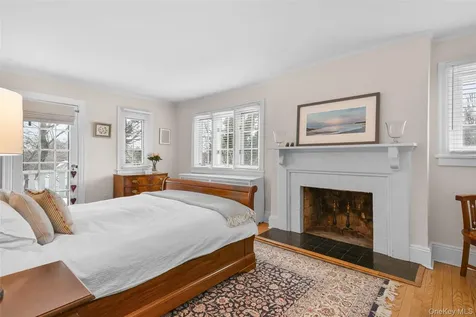 23 Lyons Place Larchmont NY 10538