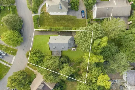 23 Lyons Place Larchmont NY 10538