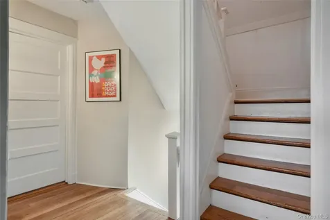 23 Lyons Place Larchmont NY 10538