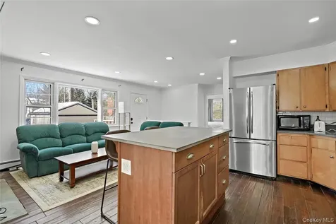 37 Ridgeland Road South Salem NY 10590