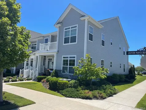 278 Silver Timber Drive Yaphank NY 11980
