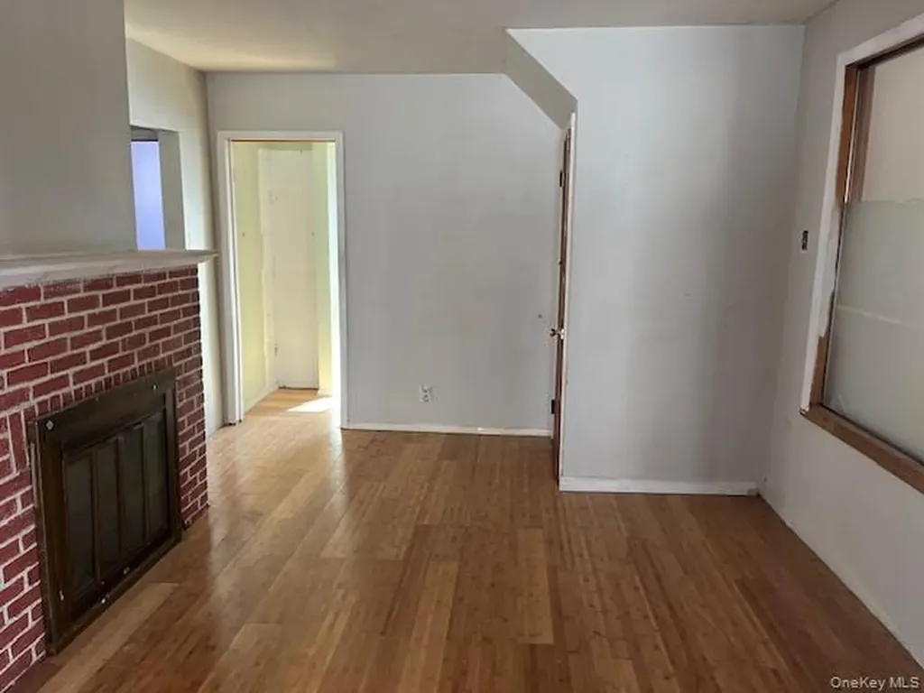 605 S Ocean Avenue Freeport NY 11520
