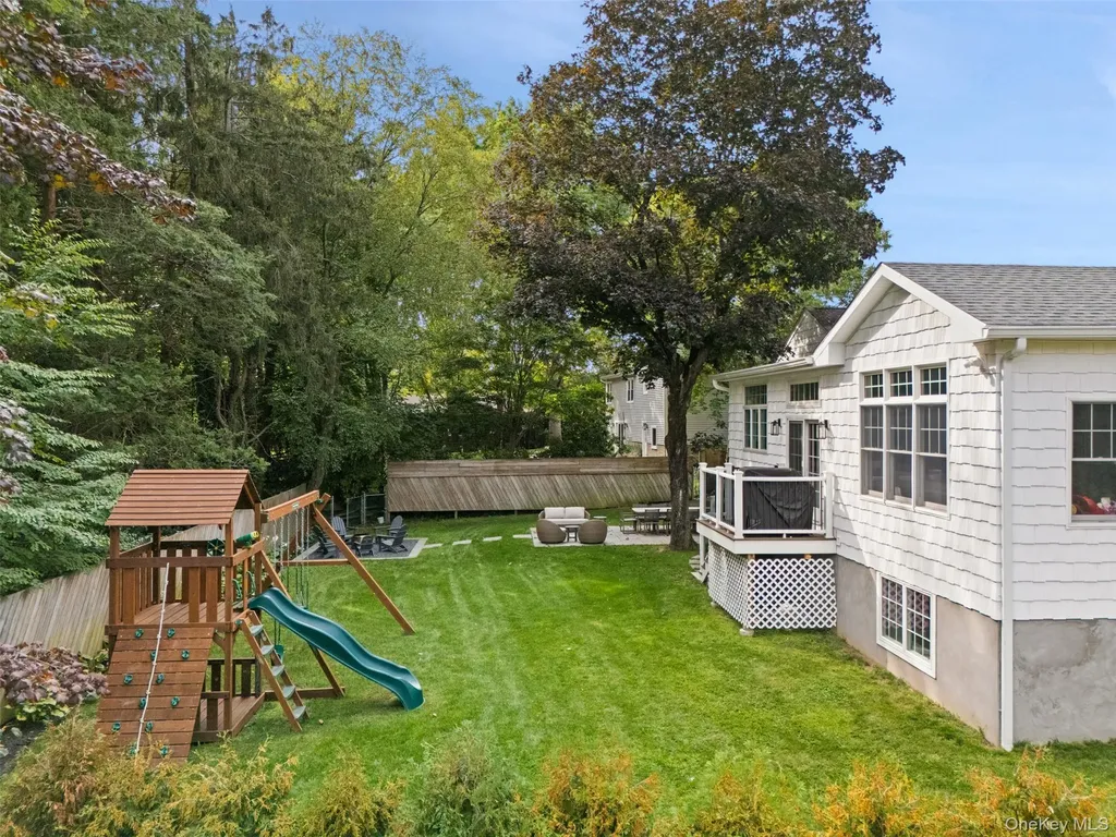10 Carlton Lane Rye Brook NY 10573