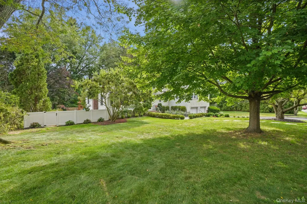 10 Carlton Lane Rye Brook NY 10573
