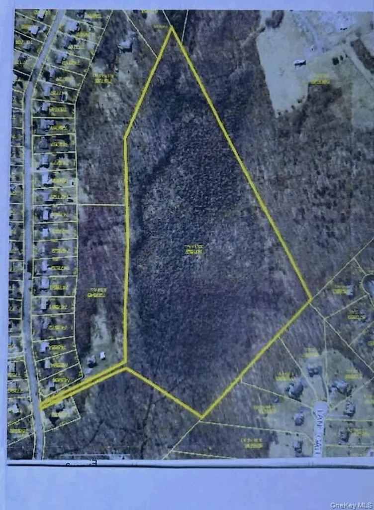 Private Road Wappingers Falls NY 12590