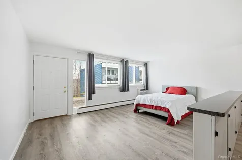 2 Wyndover Woods Lane White Plains NY 10603