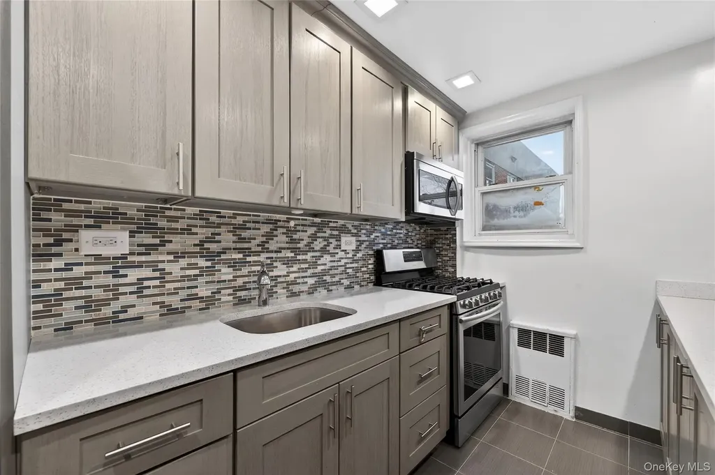 66-92 Selfridge Street Forest Hills NY 11375